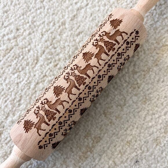 14in NEW Christmas Reindeer Trees Wooden Rolling Pin Engraved Rolling Pin - Picture 2 of 5